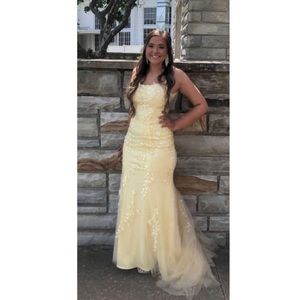 Sherri Hill Yellow Prom Dress